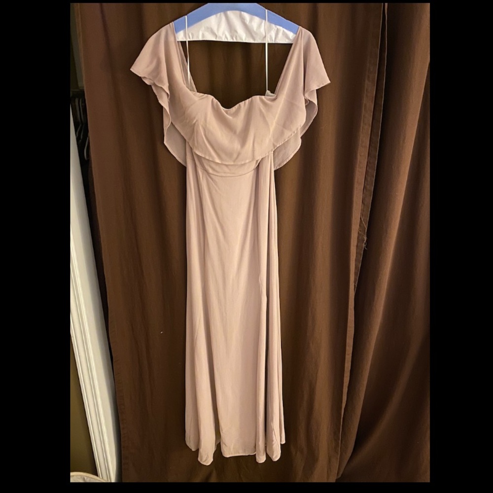 Lulus Gown